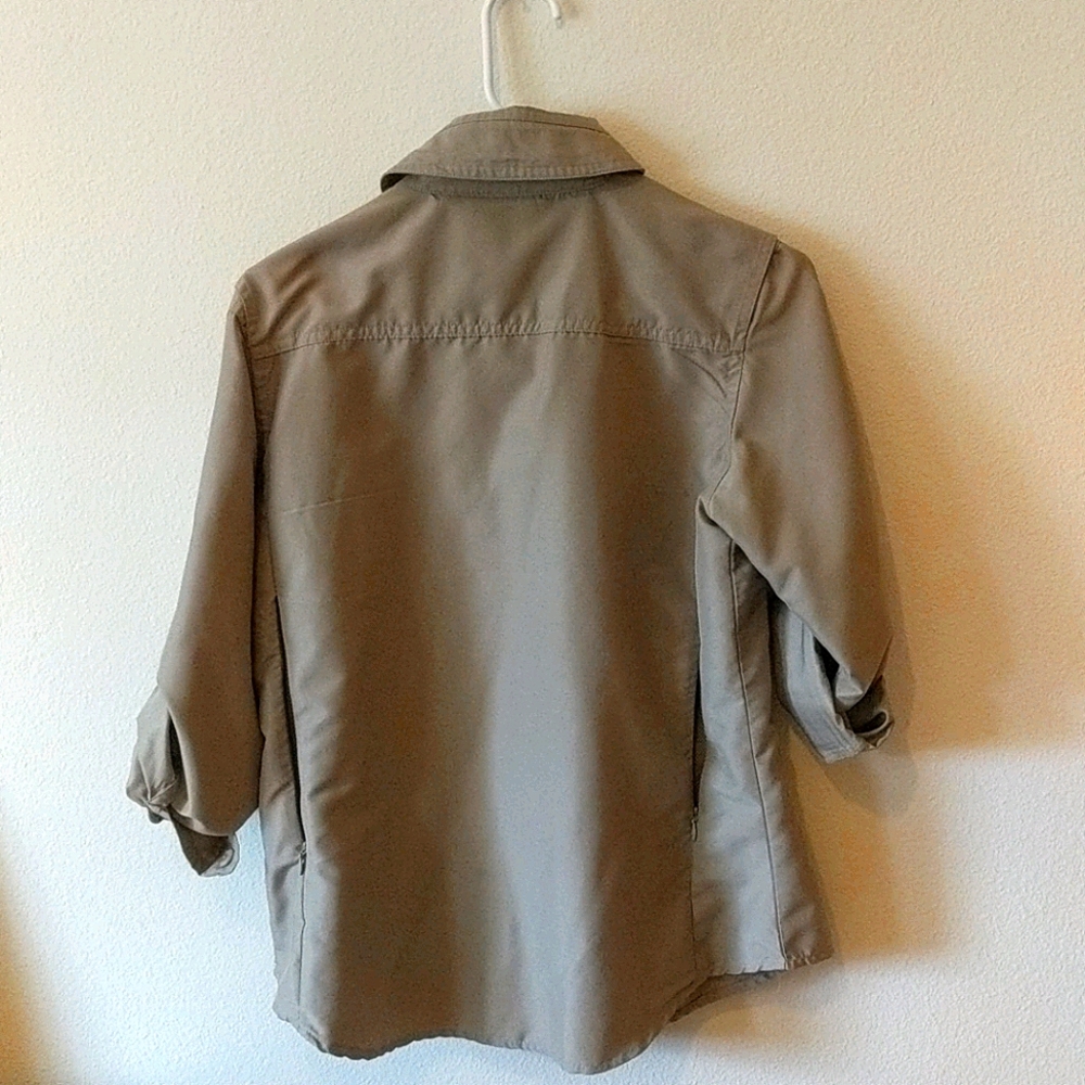 Guides Choice Button Up - Picture 4 of 6